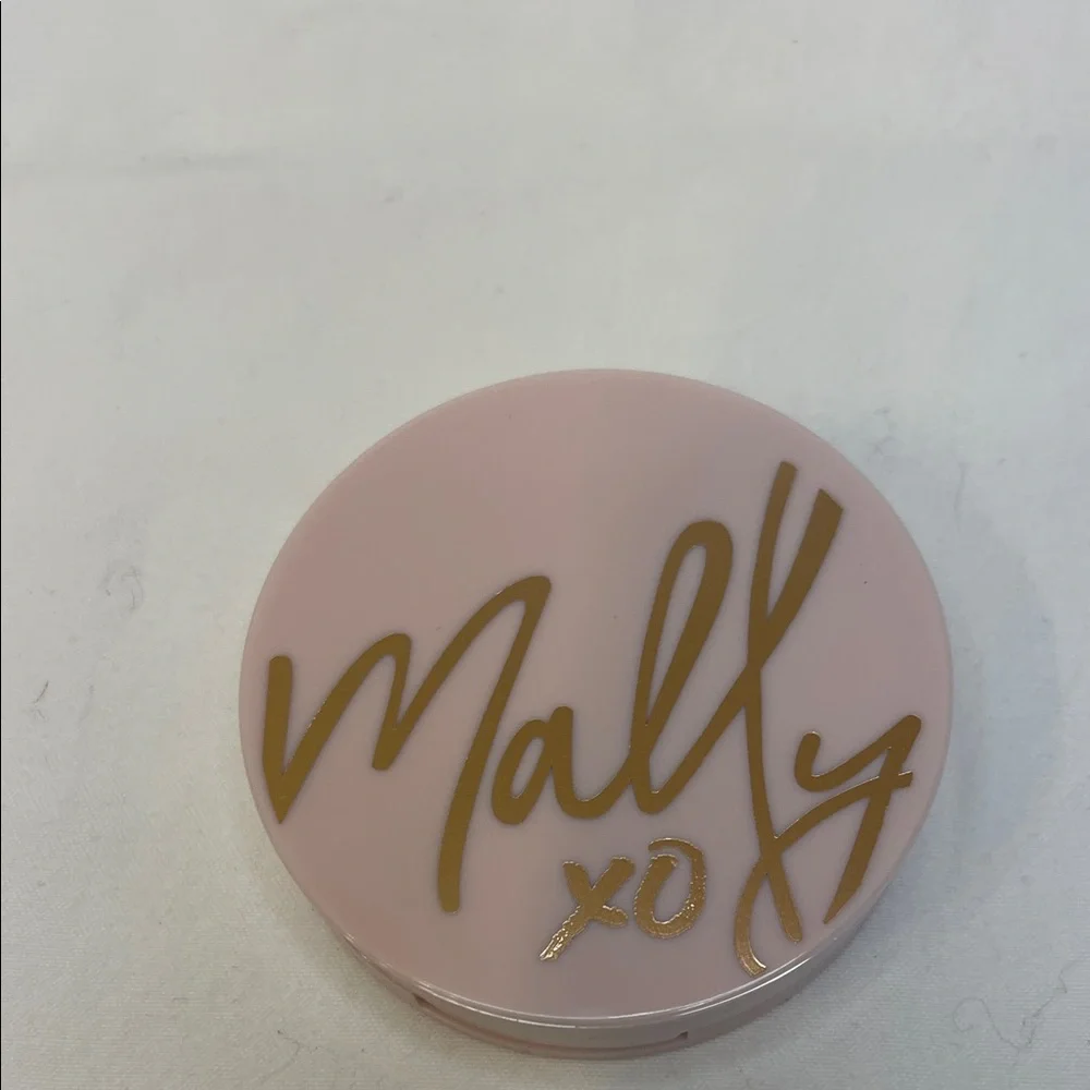 Mally Beauty Bulletproof Powder Blush Confident Coral NIP